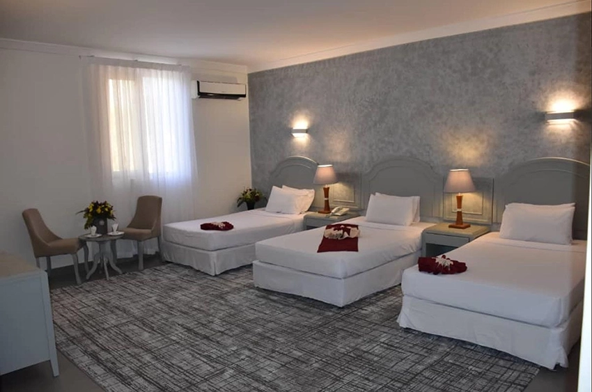 اتاق هتل بزرگ ارم کیش